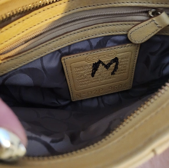 Coach Millbrook Demi Yellow Leather Shoulder Bag NWOT - Picture 4 of 16